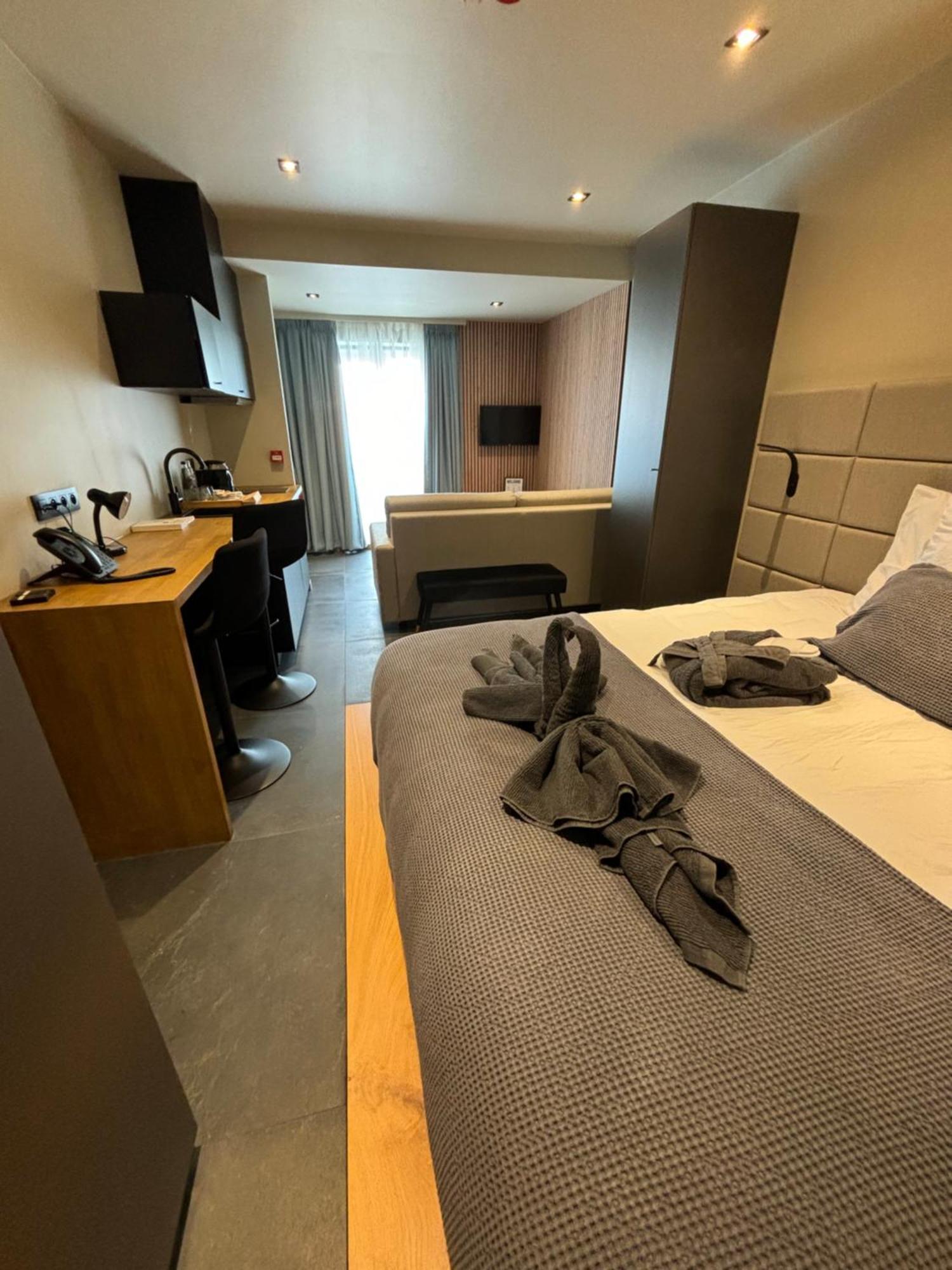 Hotel Mezza Notte Ronse Exteriör bild