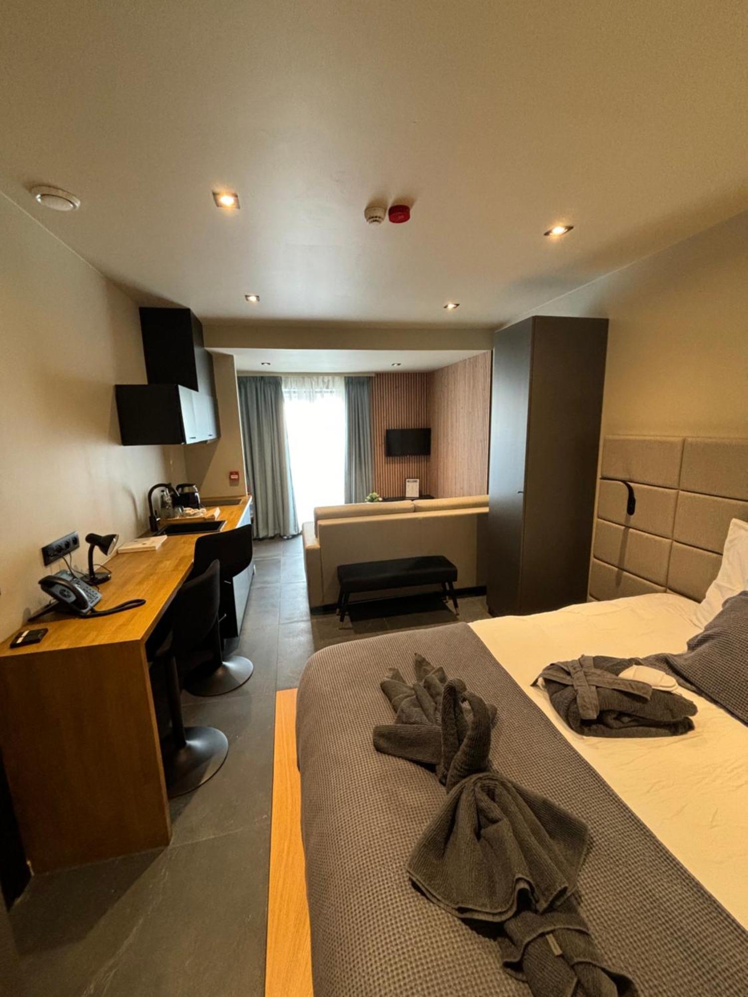 Hotel Mezza Notte Ronse Exteriör bild